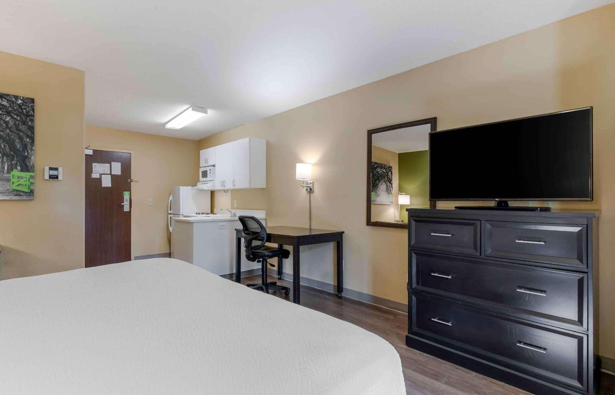 Extended Stay America Select Suites - Atlanta - Perimeter - Hammond Drive Sandy Springs Buitenkant foto