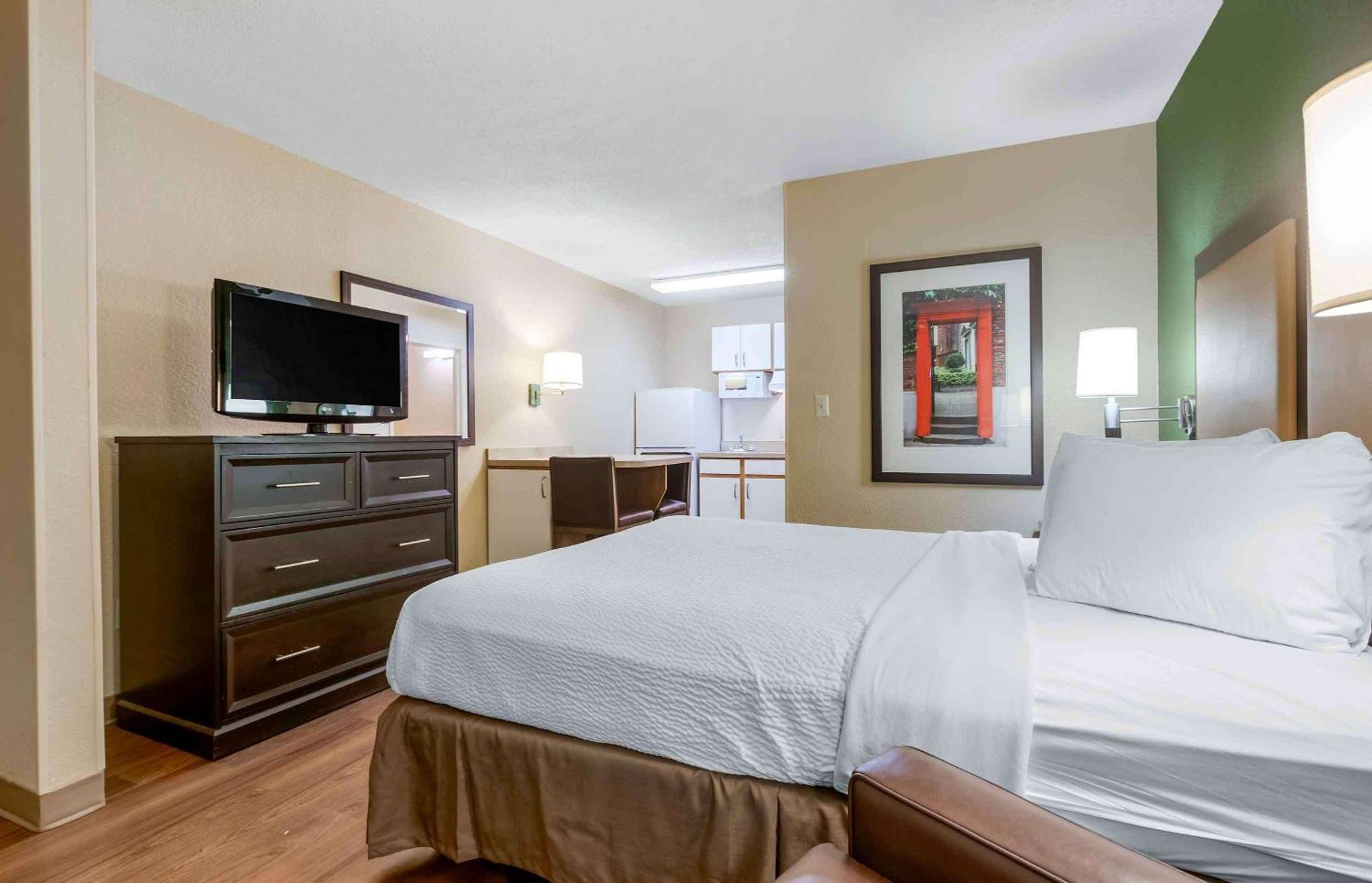 Extended Stay America Select Suites - Atlanta - Perimeter - Hammond Drive Sandy Springs Buitenkant foto
