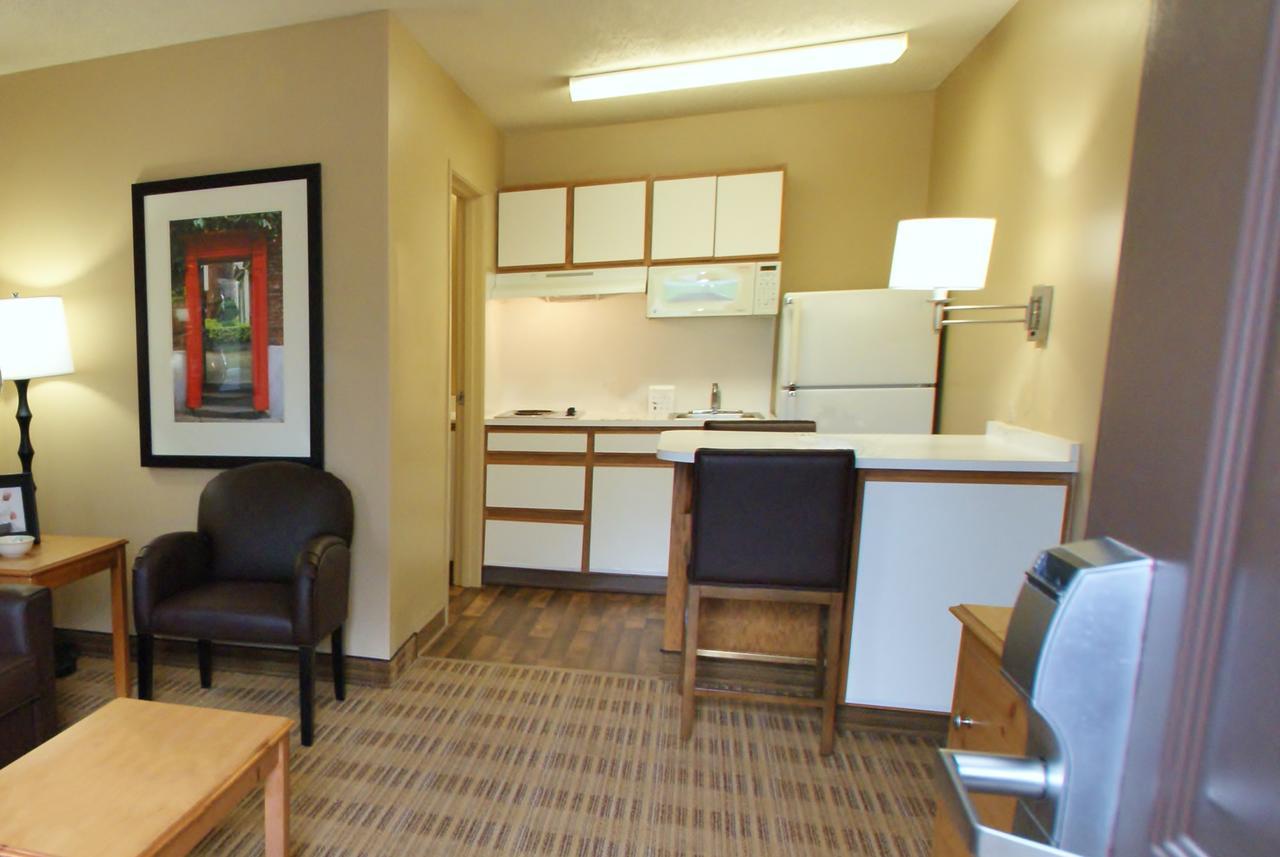 Extended Stay America Select Suites - Atlanta - Perimeter - Hammond Drive Sandy Springs Buitenkant foto
